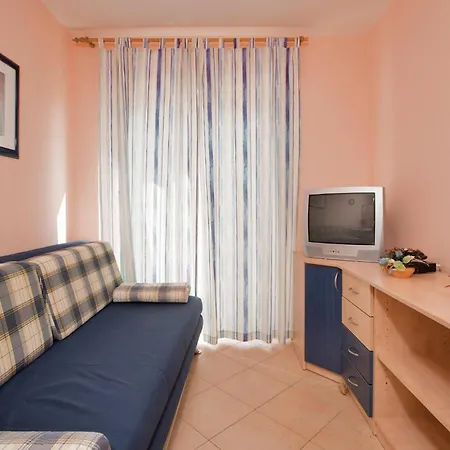 Apartment Stunning In With Wifi Moscenicka Draga
